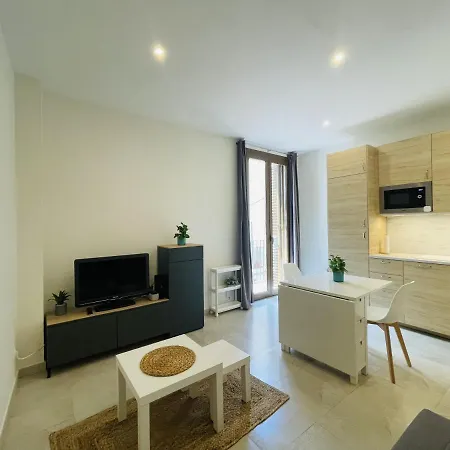 Apartment Centric *